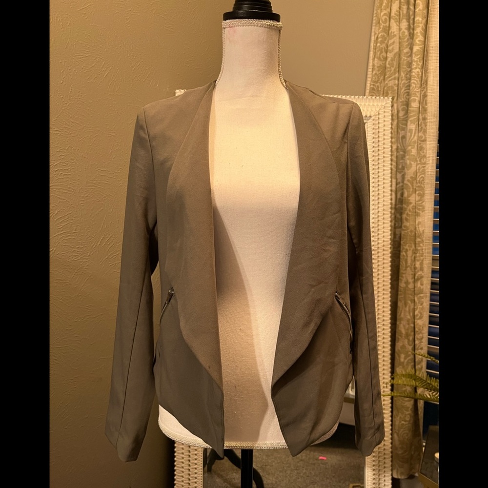Olive green lightweight blazer